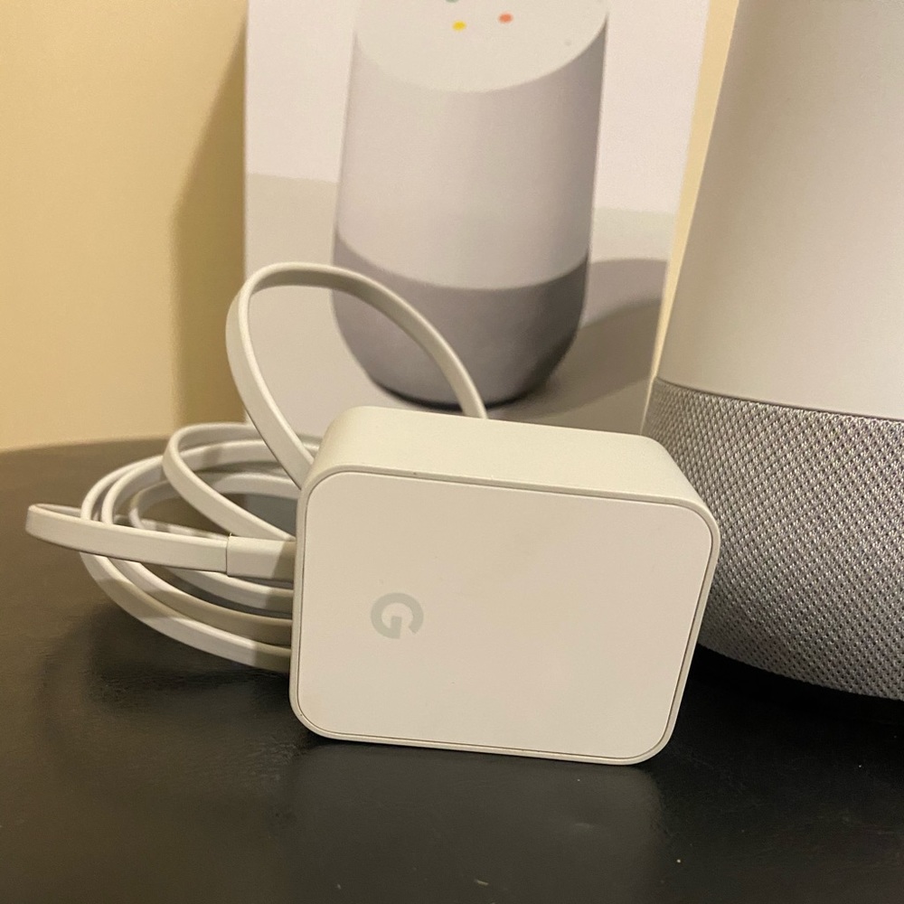Google Home (like new)